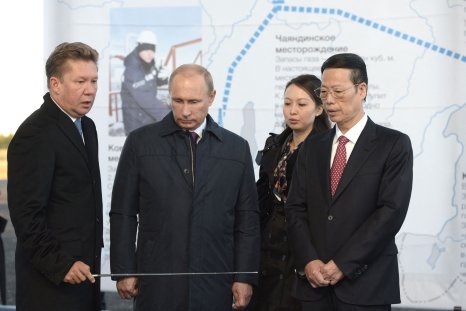 China Extends Crucial Lifeline to Russia's Wartime Economy