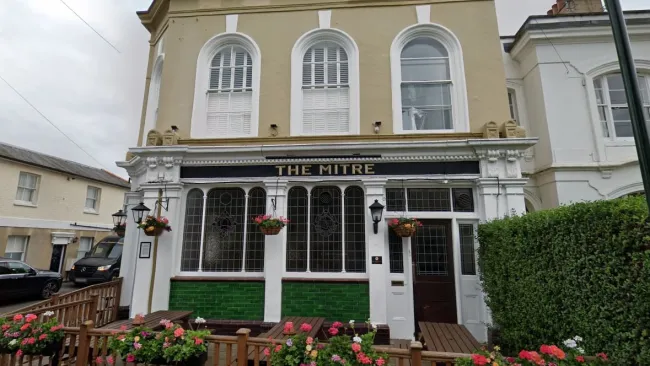 There’s a pub standing for election and it wants to ban all other pubs in town