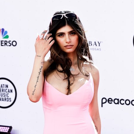 Mia Khalifa Inundated With Support As 'Hating Me' Message Takes Off Online