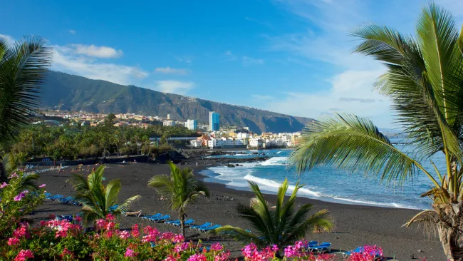 Holiday warning as tourists banned from sea at one of Tenerife’s best beaches