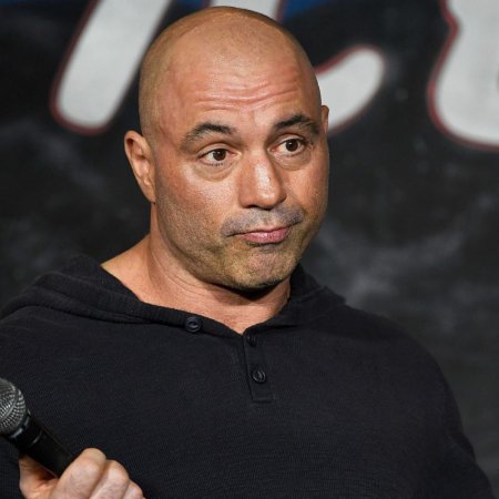 Joe Rogan Disputes Producer Over Biden Remarksâ'No, No, No'