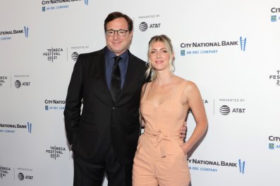 Kelly Rizzo Reveals Dating Difficulties After Husband Bob Saget's Death