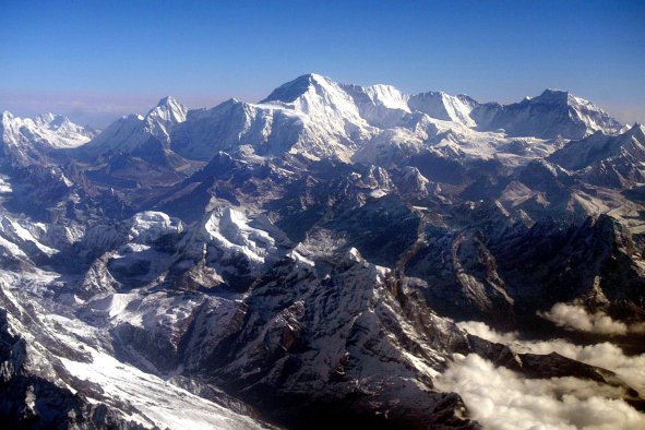 Video Shows Chinese Drone Flying to Mount Everest Summit