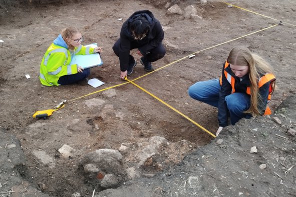 Archaeology Students Reveal 230-Foot Roman Villa With 'Mysterious' Feature