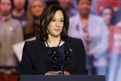 Kamala Harris Impressionist Mocks Acceptance Speech: 'Dead Ringer'