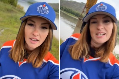 NHL Flasher Reveals Mom's Reaction to Her Going Viral