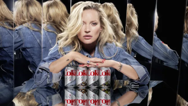 Hollywood hunk ‘replaces’ Kate Moss as face of Diet Coke 30 years after original ad