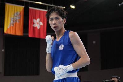 Olympic Boxer Who Failed Gender Test Wins After Imane Khelif Furor