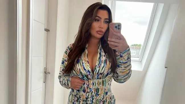 Towie’s Lauren Goodger shares grim photo of ‘most painful’ stomach injury