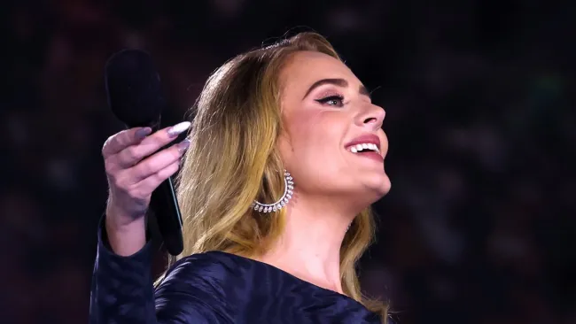 Adele halts opening night of Munich concert series due to ‘sad’ wardrobe malfunction