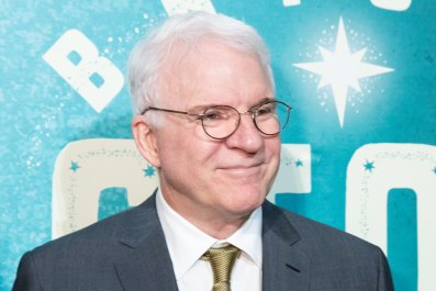 Steve Martin Reacts to Viral Tim Walz Comparison