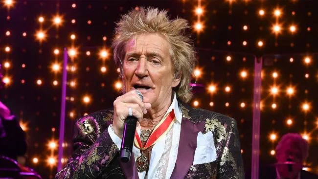 Sir Rod Stewart ‘absolutely gutted’ to cancel major show due to ill health