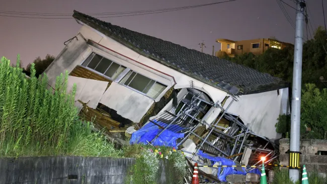 ‘Megaquake’ warning issued in Japan as tremors to start hit country