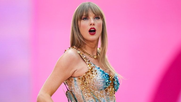 Taylor Swift returns to UK for first live shows since foiled terror plot