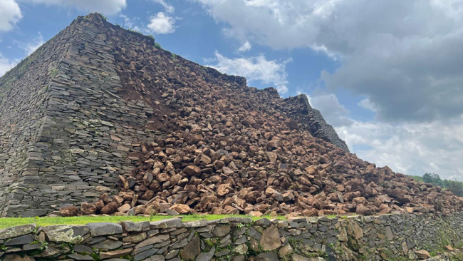 Ancient pyramid in Mexico suddenly collapses sparking warning over ‘bad omen’