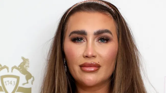 Lauren Goodger reveals how she was deserted by friends after daughter’s death