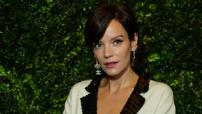 Fans disgusted with ‘awful human’ Lily Allen getting rid of dog for ‘ruining her life’