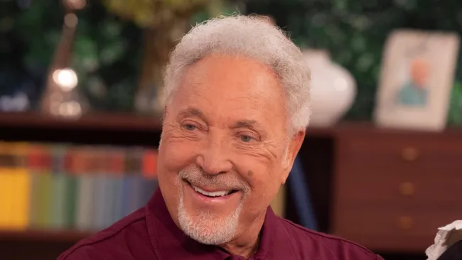 Tom Jones calls 60s singing legend a ‘p***k’ and reignites 40 year old feud