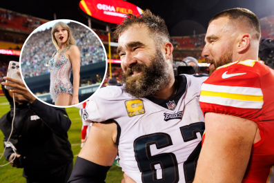 Jason Kelce's Taylor Swift Reference to Travis Takes Off Online