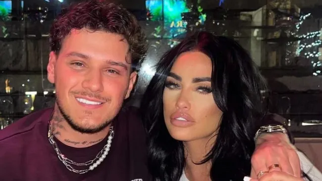 Katie Price flashes huge diamond ring sparking JJ Slater engagement rumours again