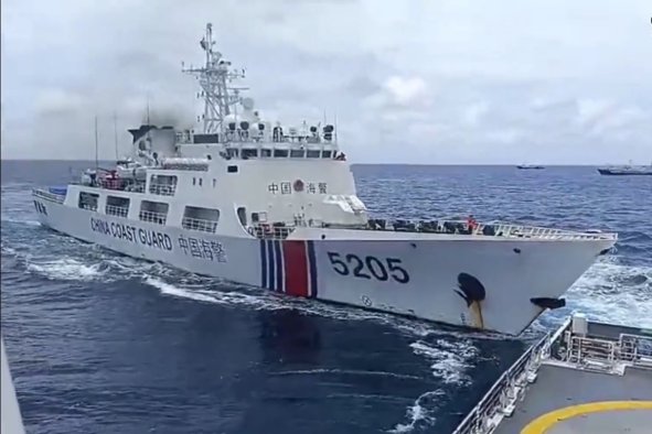 US Responds After Chinese Ship Rams US Ally in South China Sea