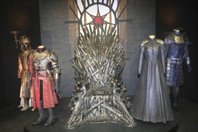 Game of Thrones Auction: Iron Throne and Jon Snow's Sword for Sale