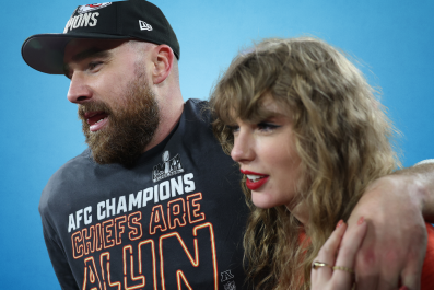 Travis Kelce's Team Speaks Out Over Taylor Swift Breakup 'Contract'