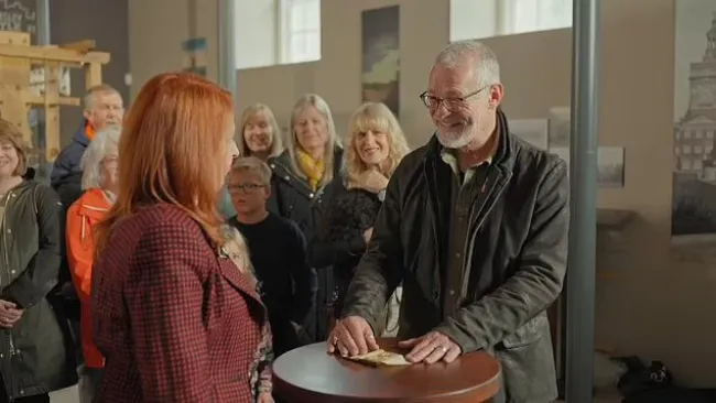 Antiques Roadshow guest left stunned at value of 122-year-old chocolate bar