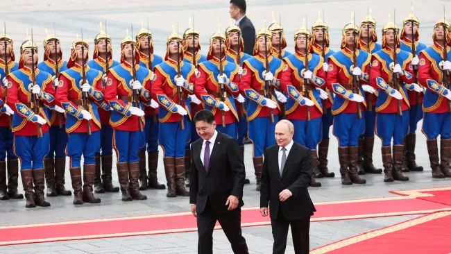 Putin has red carpet rolled out for him as Mongolia ignores arrest warrant