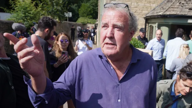 Jeremy Clarkson fan ‘storms out’ after driving 3 hours to his new pub