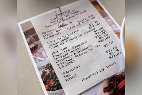 Woman Furious Over 'Appreciation' Fee Added to Her Restaurant Bill