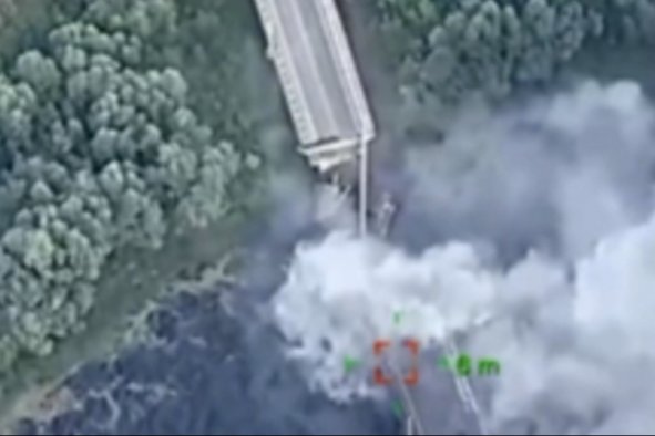 Russian Pontoon Bridges Destroyed by Ukraine in Kursk: Videos