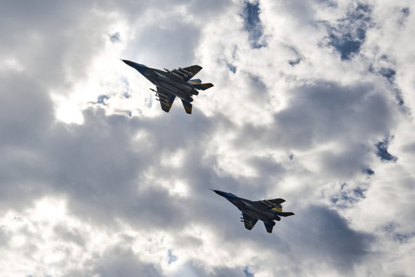 Details of Ukraine's First F-16 Loss Revealed by Zelensky's Army Chief