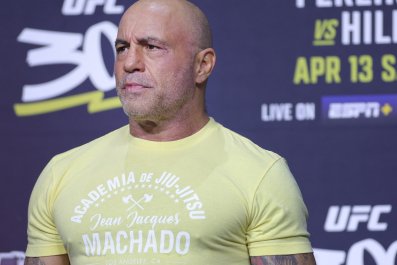 Fans React to Joe Rogan's Review of Kamala Harris' Debate Performance