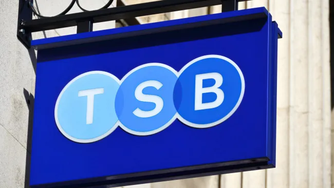 Latest money news: Urgent warning to TSB customers after users report payment issues