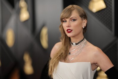 Why Fans Are Defending Taylor Swift Amid Travis Kelce's Heavily Criticized NFL Performance This Season