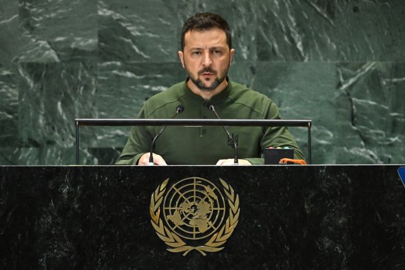 Zelensky Sounds Nuclear Alarm at UN