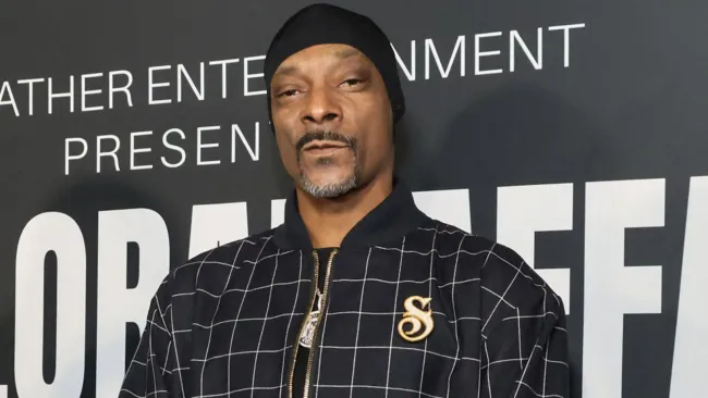 Snoop Dogg has a pretty relatable reason for refusing to wear skinny jeans