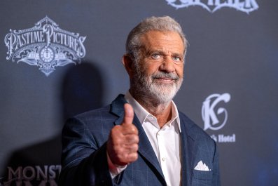 Mel Gibson Hits Red Carpet in Rare Appearance With the 2 Youngest of His 9 Kids