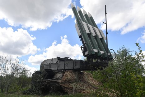 Ukraine Fires New NATO Skynex Anti-Aircraft Artillery System