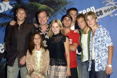 '7th Heaven' Cast Finally Breaks Silence on Stephen Collins' Child Sex Crimes