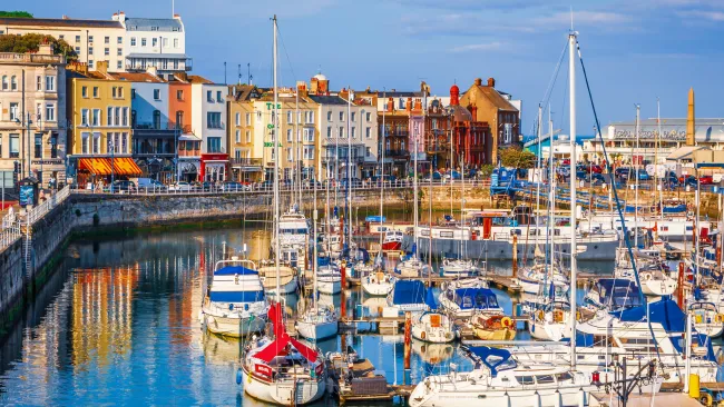 The ‘dazzling’ UK seaside town so pretty people say it’s like being on Amalfi Coast