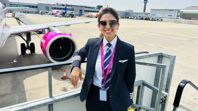 I’m a female pilot but I get mistaken for cabin crew every single day