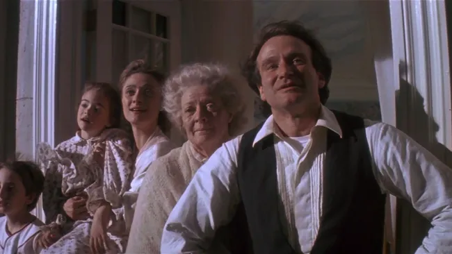 Fans spot unbelievable coincidence in Maggie Smith and Robin Williams’ Hook scene