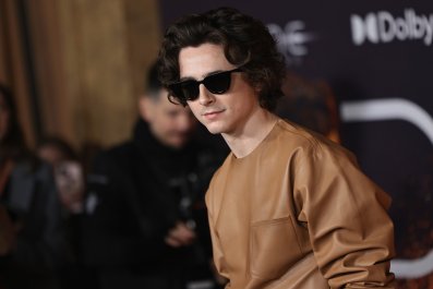 TimothÃ©e Chalamet Looks Unrecognizable in Set Photos From New Movie 'Marty'