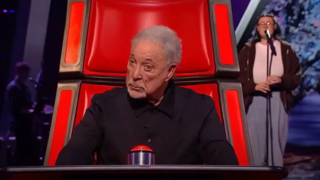 Emotional The Voice UK singer leaves viewers ‘in tears’ with first ever performance on stage